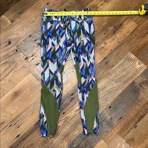 Nike Multicolor Geometric Leggings